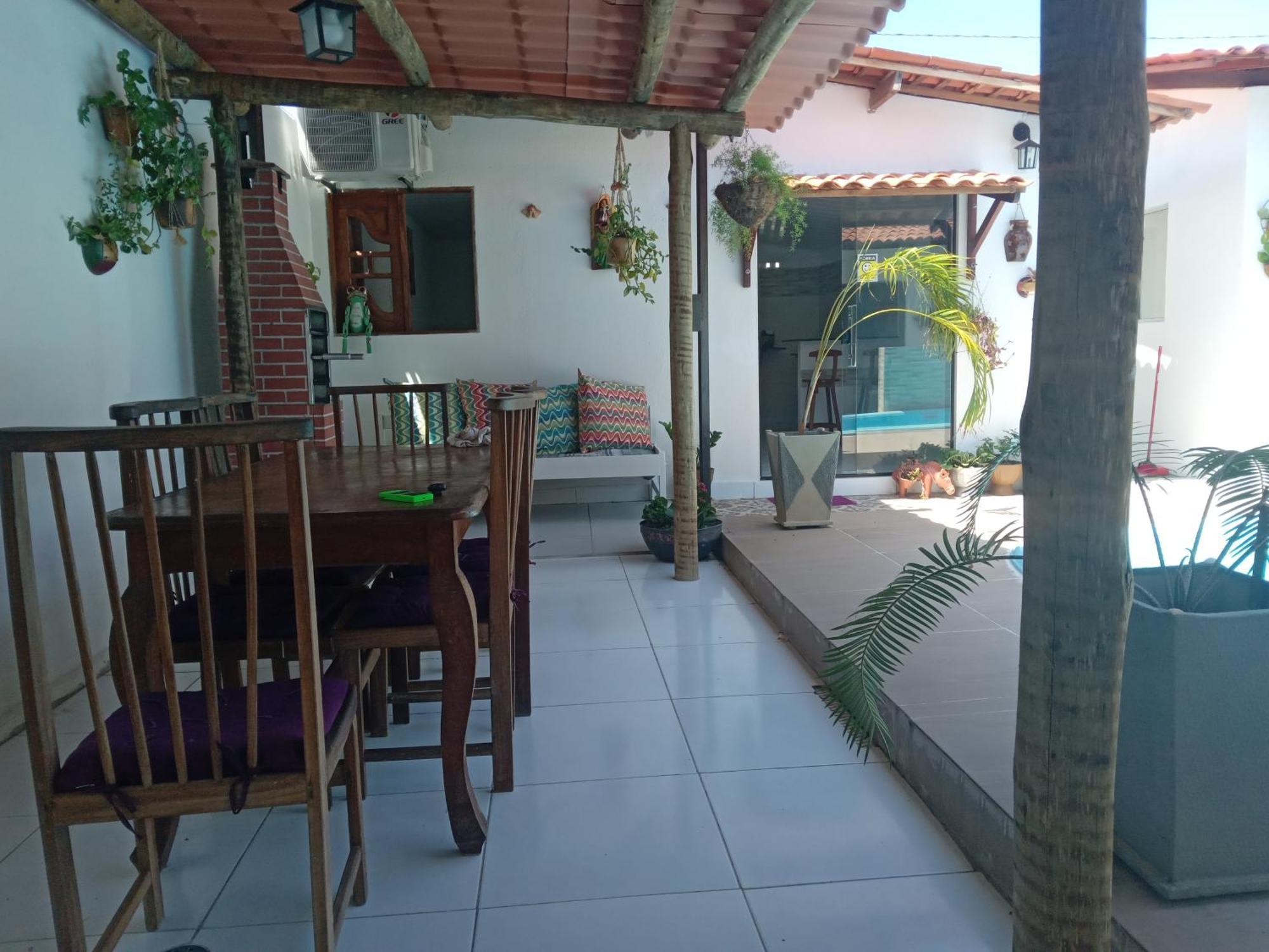 Frances Flats Lodge *